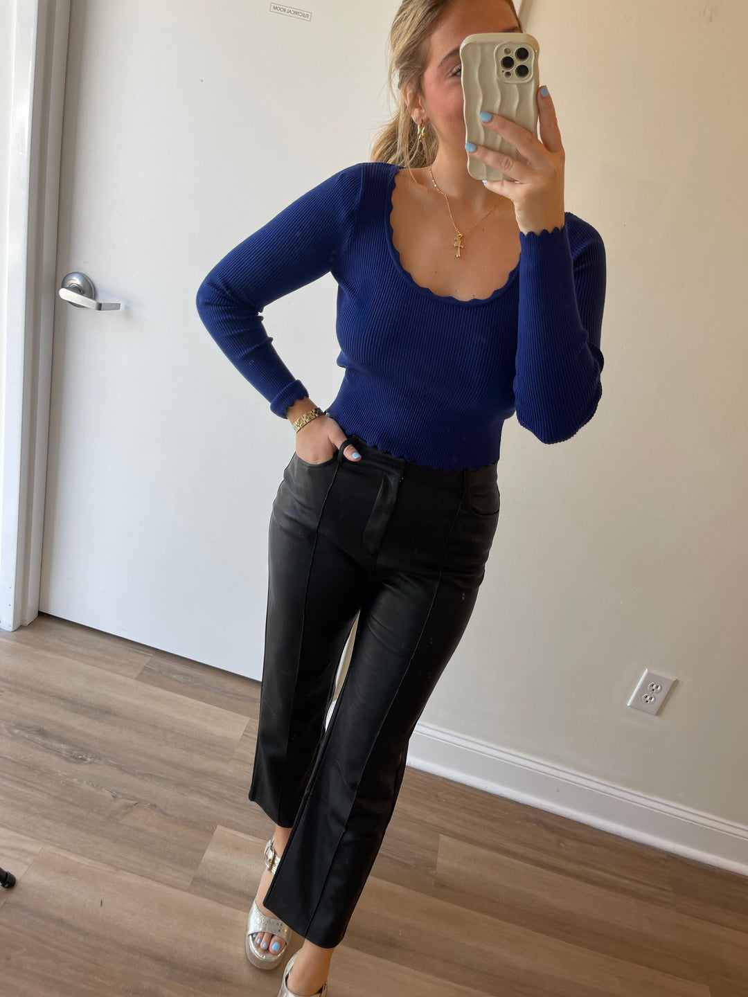 Laura Scallop Knit Top - Midnight