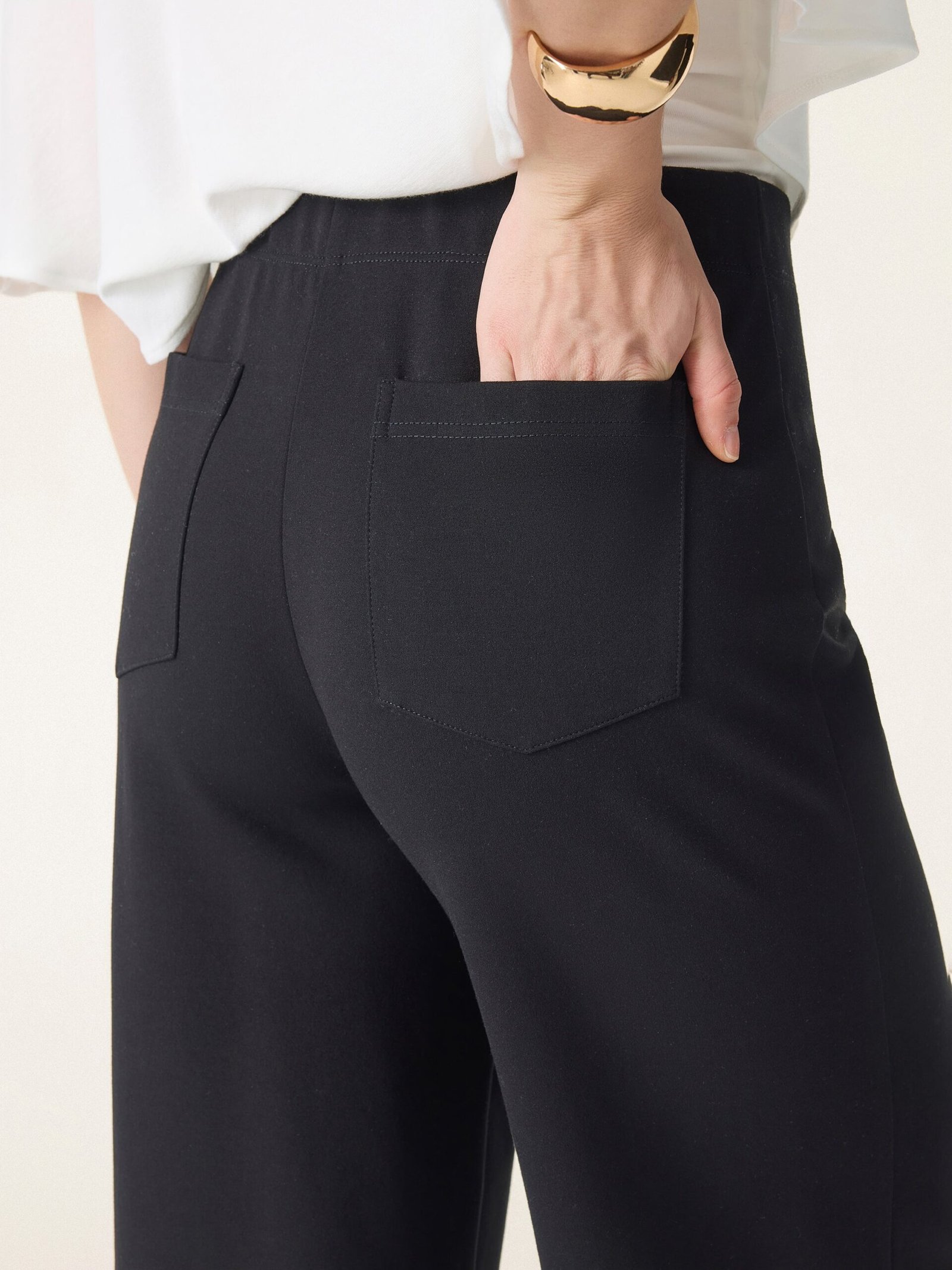 Tummy-Smooth Wide Leg Pull-on Pants with Pockets - Image 5