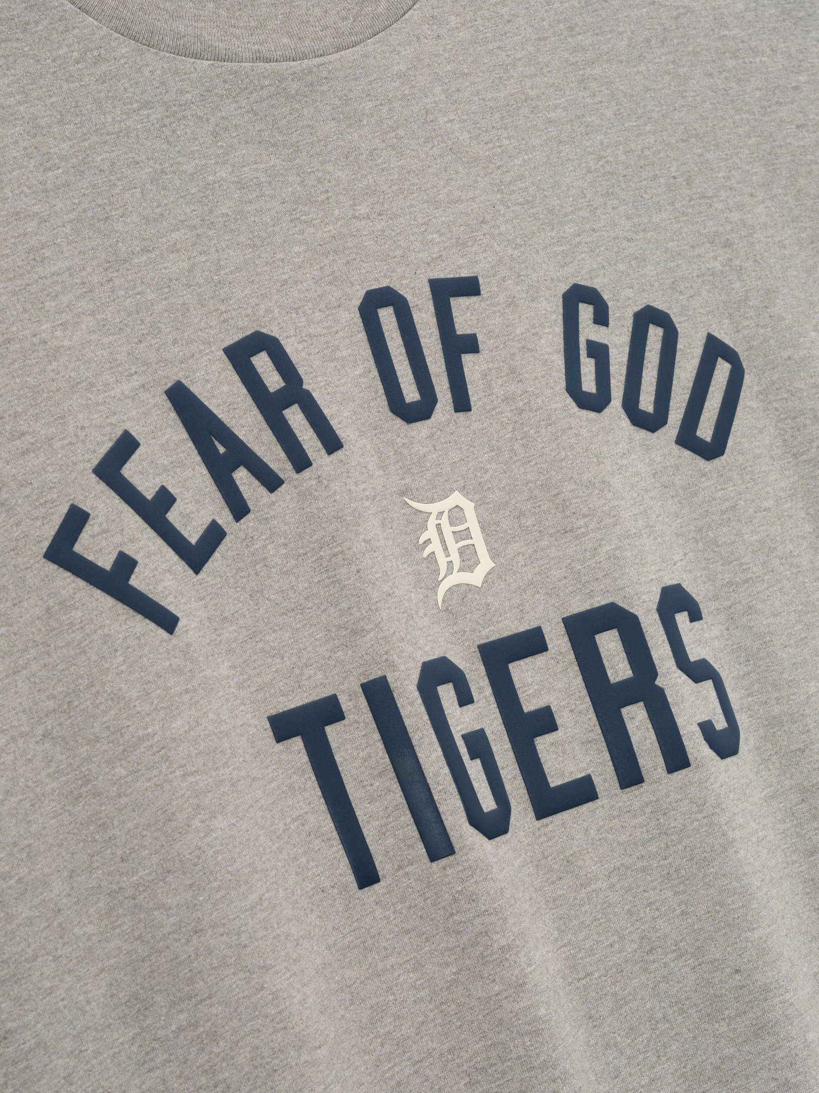 Tigers 90s Tee - Image 3
